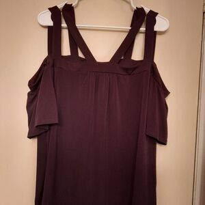 NWOT plum xl top